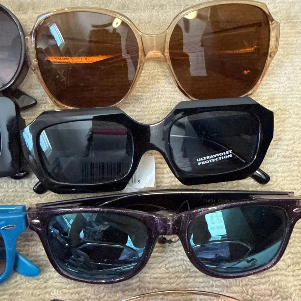 44 Pairs NWT Women's Sunglasses - Trendy, Hot Styles, Oversized, Aviator,Round+